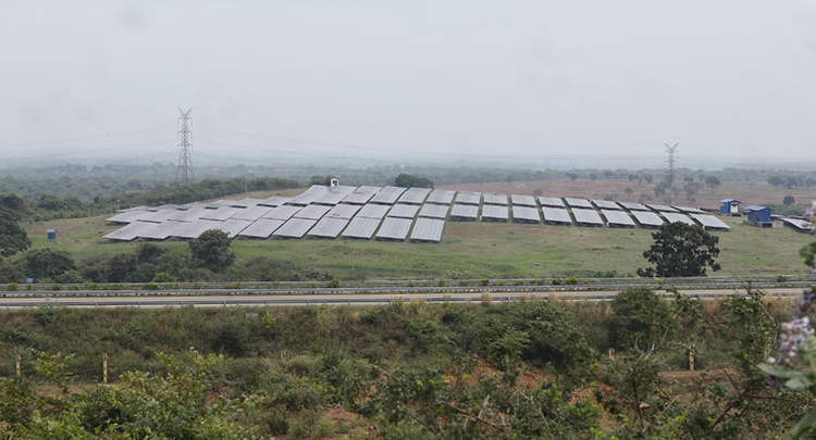 أكبر حديقة للطاقة الشمسية في لانكا من المقرر أن تغير مشهد الطاقة والاقتصاد المحلي في هامبانتوتا