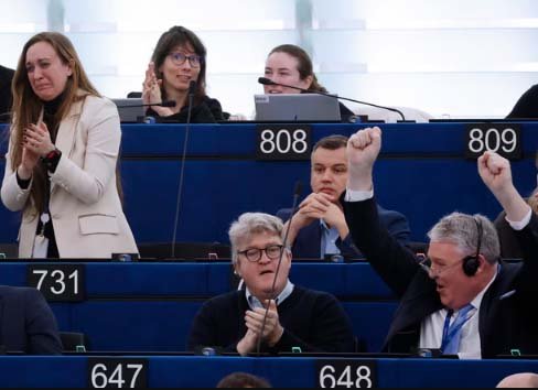 EU parliament blocks US trade deal after Trump’s tariff threat
