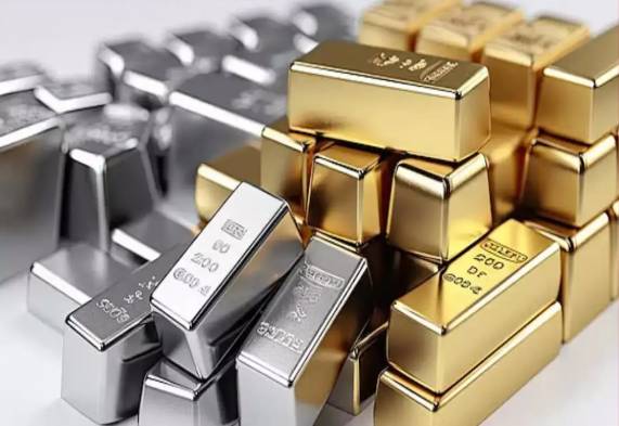 Silver, gold prices collapse heavily