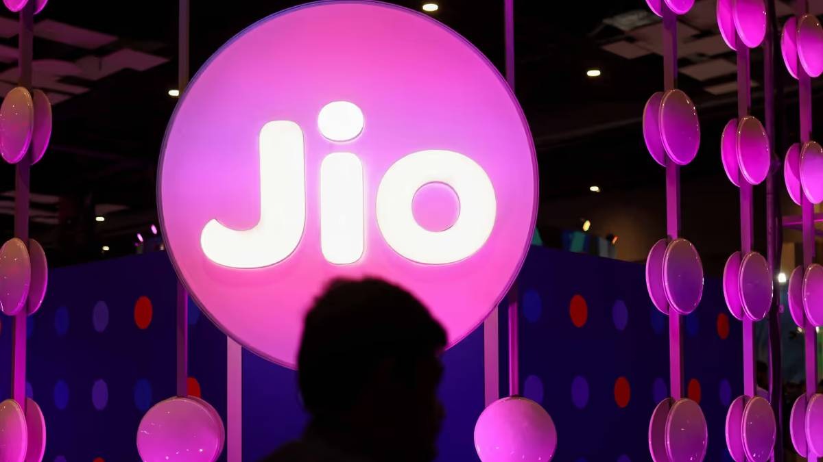 RIL shares: Brokerage sees 31% upside potential; expects Jio Platforms' IPO announcement 'soon'