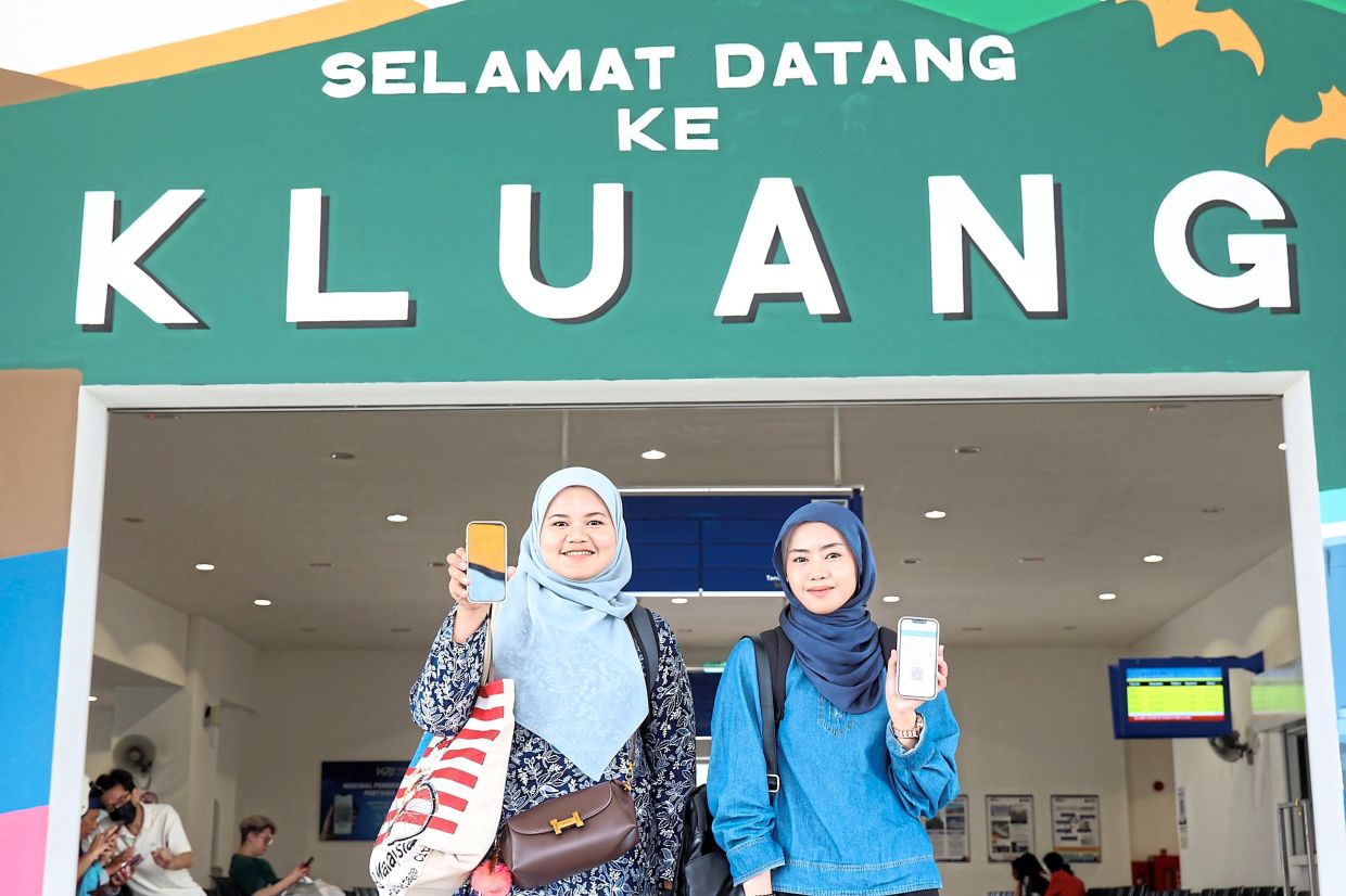 Punctuality, convenience of train service lauded