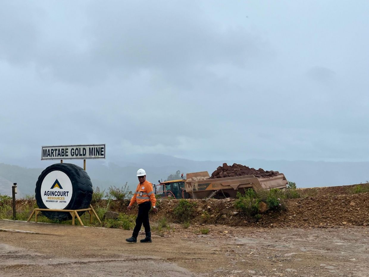 Indonesian crackdown on mining permits faces scrutiny