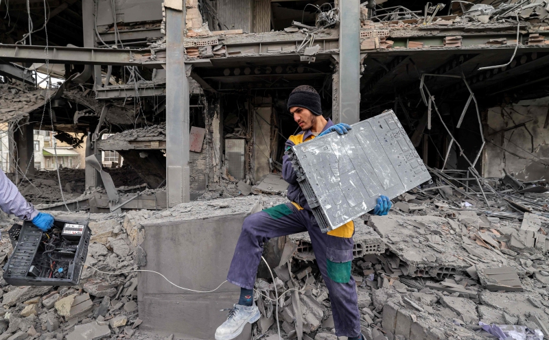 Iran 30 days into internet blackout, isolating millions amid war