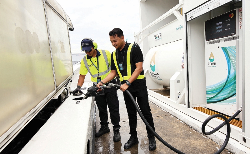 B100 a 'genuine boost', set to disrupt diesel costs: Industry executives