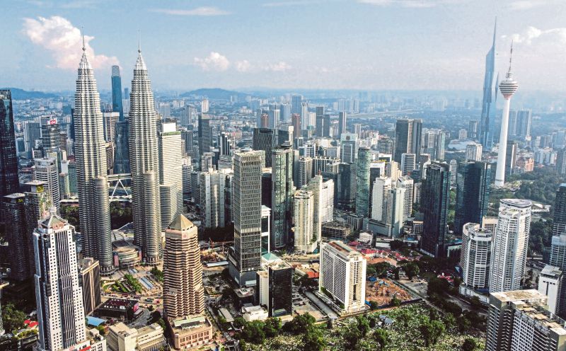 لا يزال المركز الخارجي لماليزيا مرنًا، ومن المتوقع أن يتسع الفائض في عام 2026