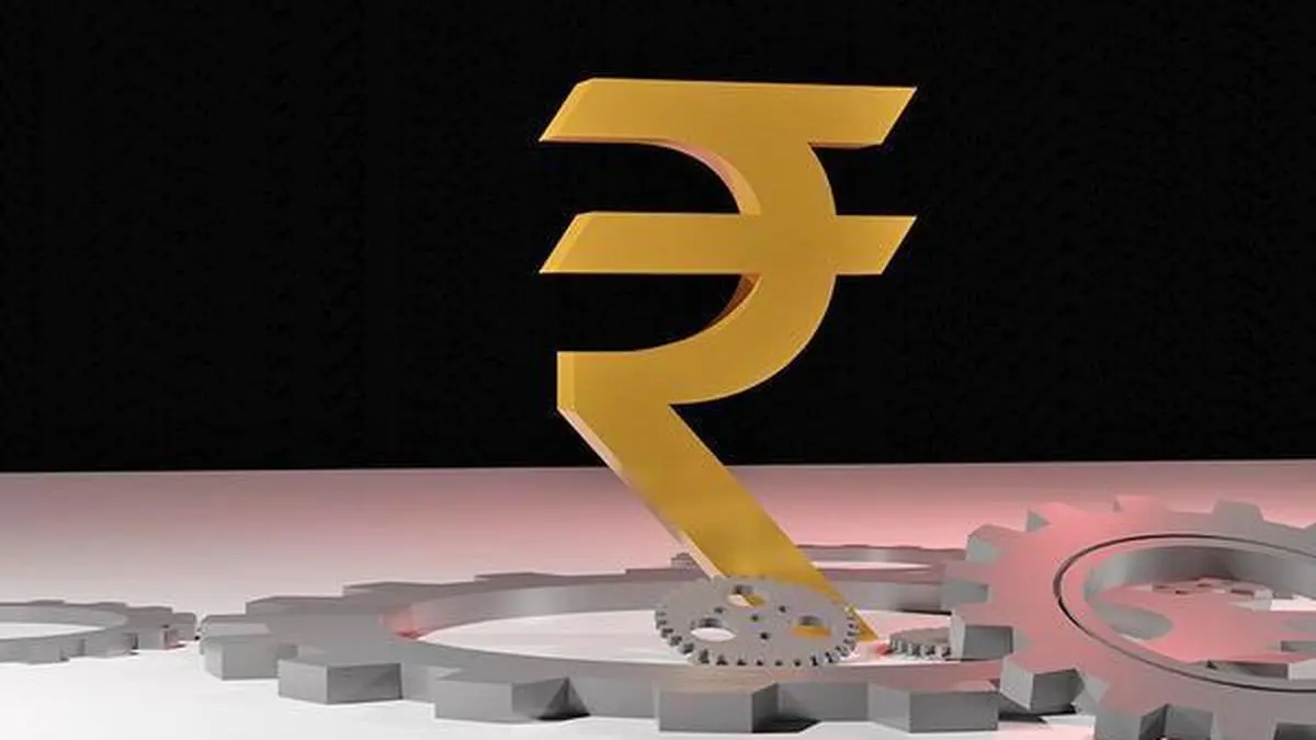 Rupee gains 2 paise to 91.62 against US dollar in early trade