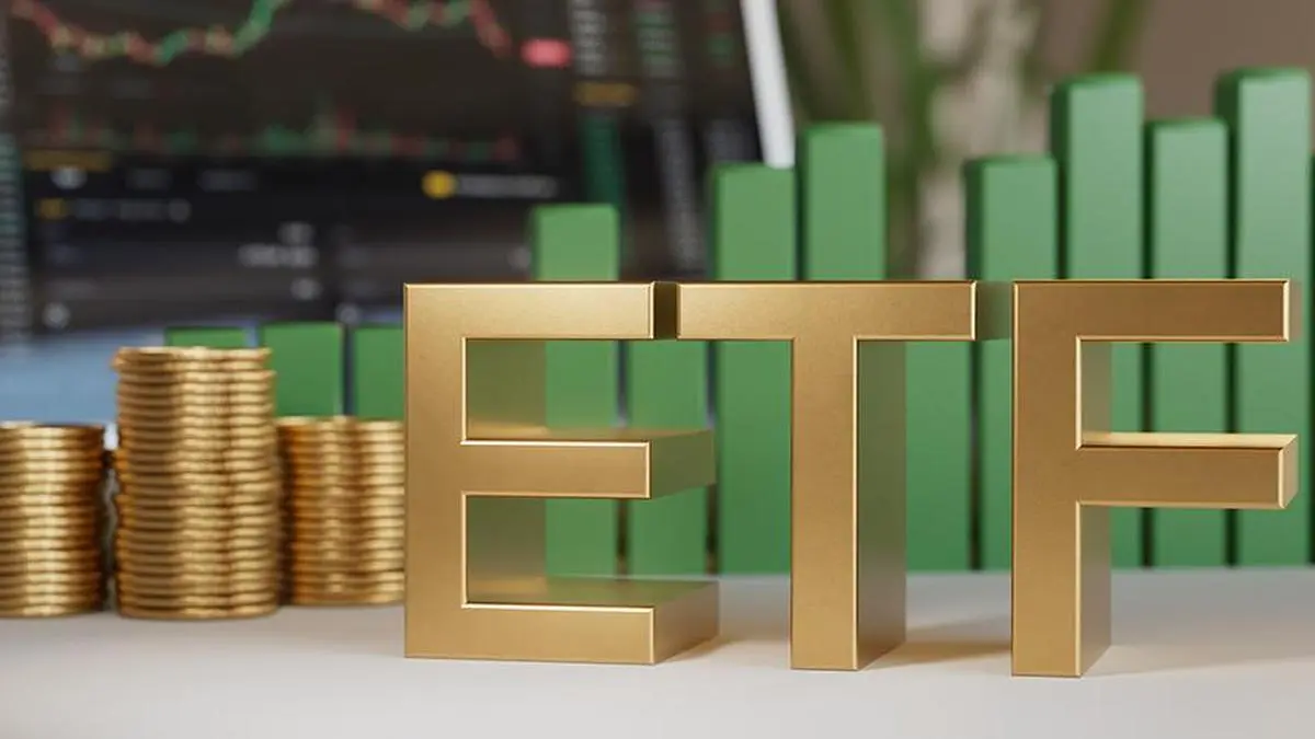Volatile prices, high inflows take toll on gold, silver ETFs return