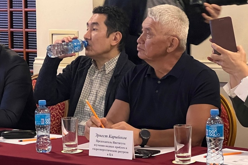 De más de 200 yacimientos de oro en Kirguistán en 36 años sólo se han explotado 6 yacimientos de oro, según experto