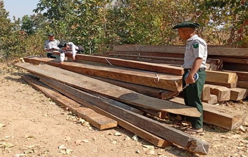 Mercancías, combustibles y vehículos ilegales incautados en todo el país