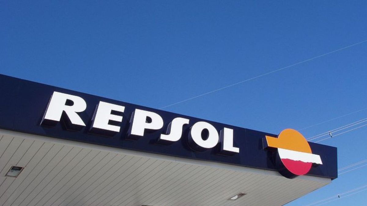 Massive 2 million barrel oil shipment set for Spain as Venezuela makes dramatic trade come-back