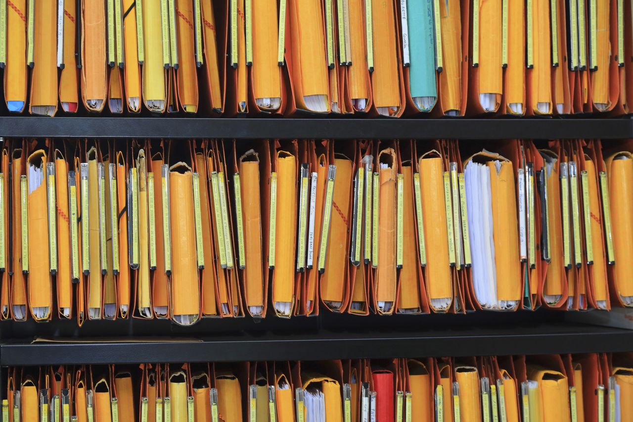 كيف تمكنت من تنظيم أعمالي الورقية بعد التقاعد