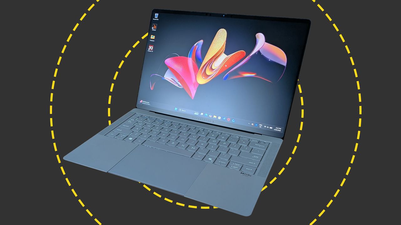 يُعد جهاز Asus ExpertBook Ultra جهاز لابتوب فائق النحافة ورائع التصميم، ويضم معالج Intel Panther Lake فائق الأداء.