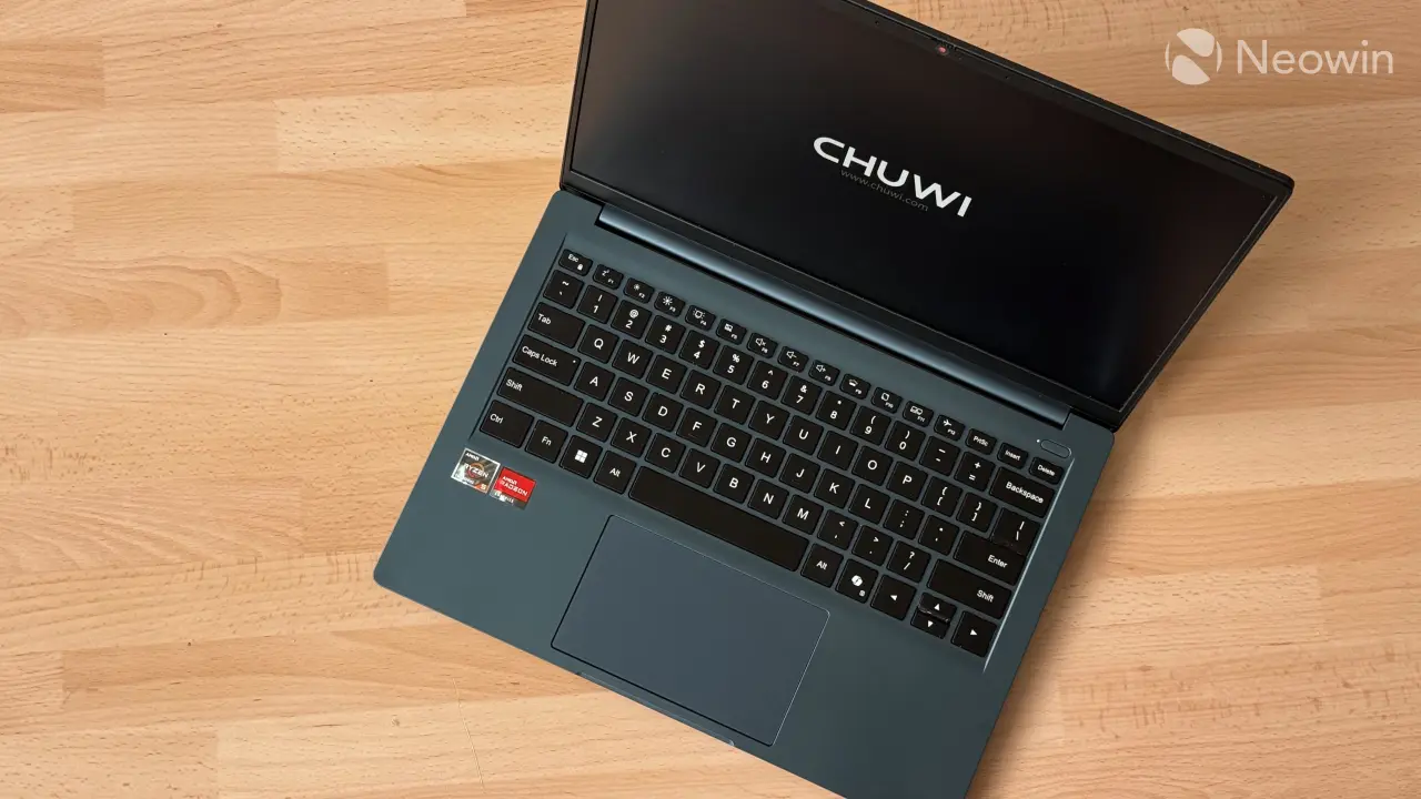 CHUWI CoreBook Air review: super light, super affordable