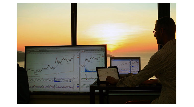 How Record Breaking Gold Prices Are Driving MetaTrader 5 Downloads in Nigeria