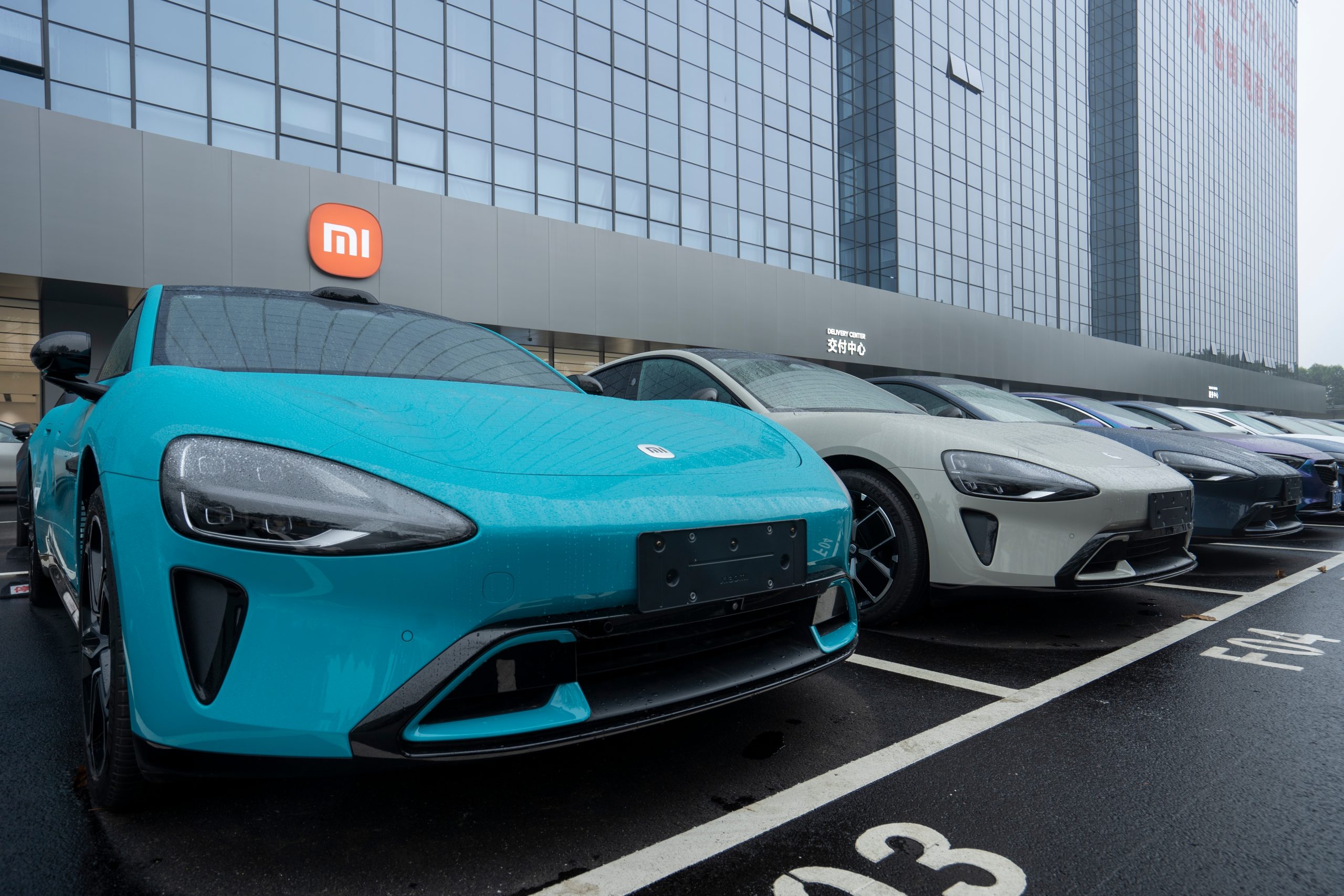 انخفضت شحنات Xiaomi EV إلى 20000 في فبراير