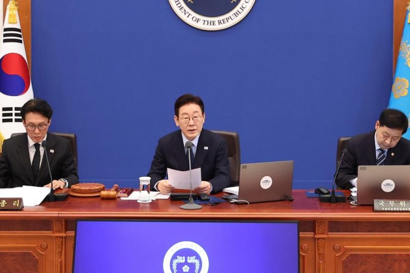 S. Korea president flags rising school uniform costs, price scrutiny