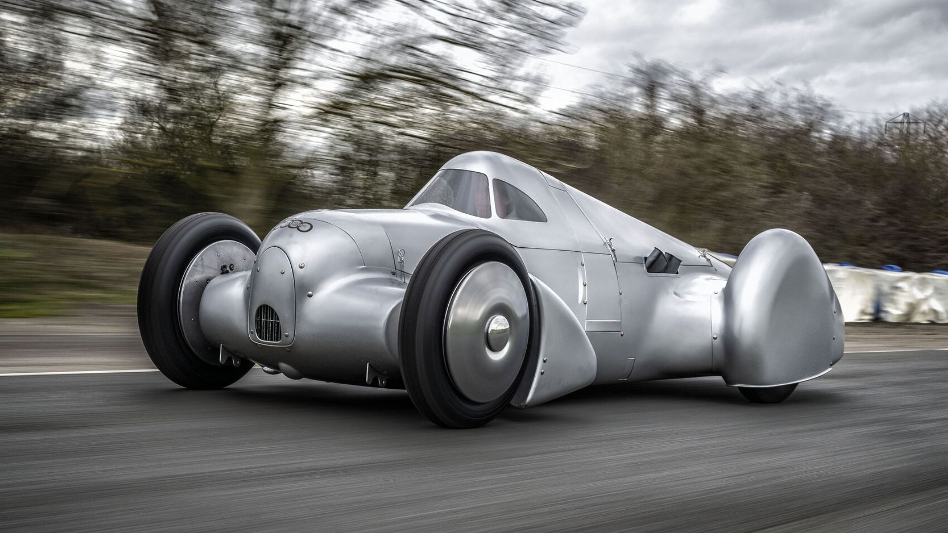 Photos: Audi resurrects record-breaking multi-million dollar pre-war racing supercar