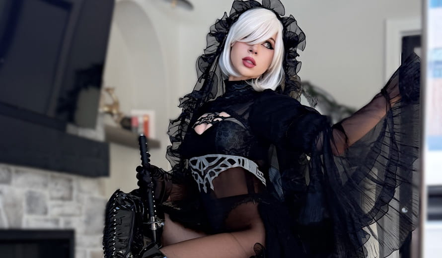 La deliciosa Dessyy sigue cumpliendo