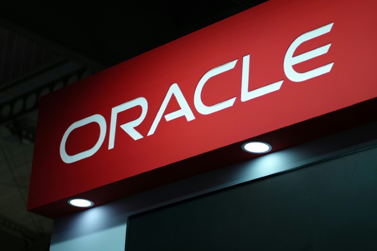 Oracle (ORCL) Stock Rebounds to $147.89 on Analyst Upgrade, AI Cloud Momentum Offsets Recent Sell-Off Concerns