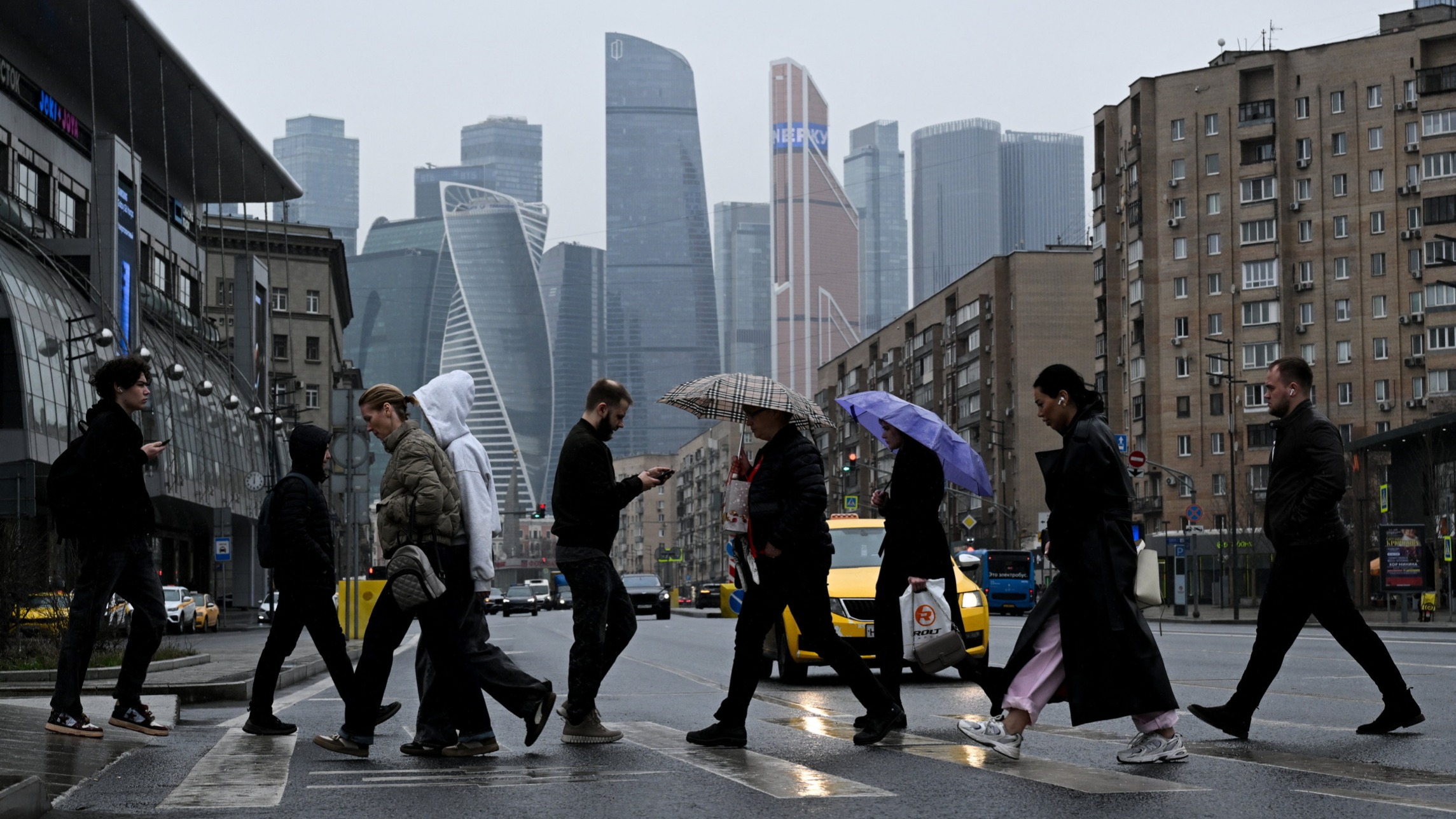 Russian economy is faltering despite oil windfall, Sweden warns