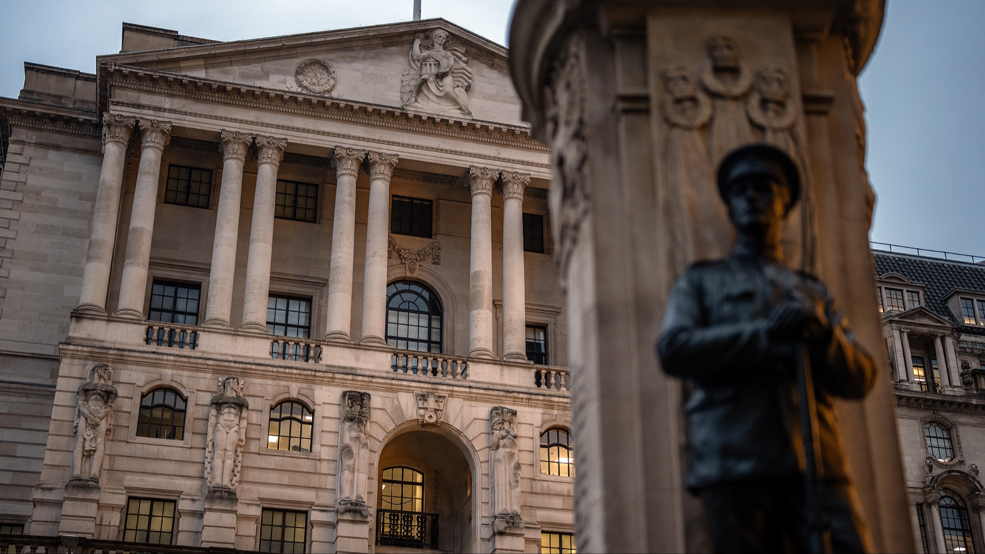 نهج المملكة المتحدة في تنظيم الذكاء الاصطناعي يعرض المستهلكين لخطر "ضرر جسيم".