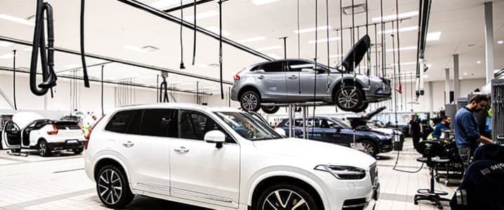 Volvo Slump Fuels Fears for Europe’s Auto Industry