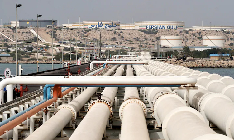 تنبيه بشأن أسعار الوقود في ناميبيا: إيران تغلق مضيق هرمز النفطي مع تصاعد المخاوف بشأن الإمدادات العالمية