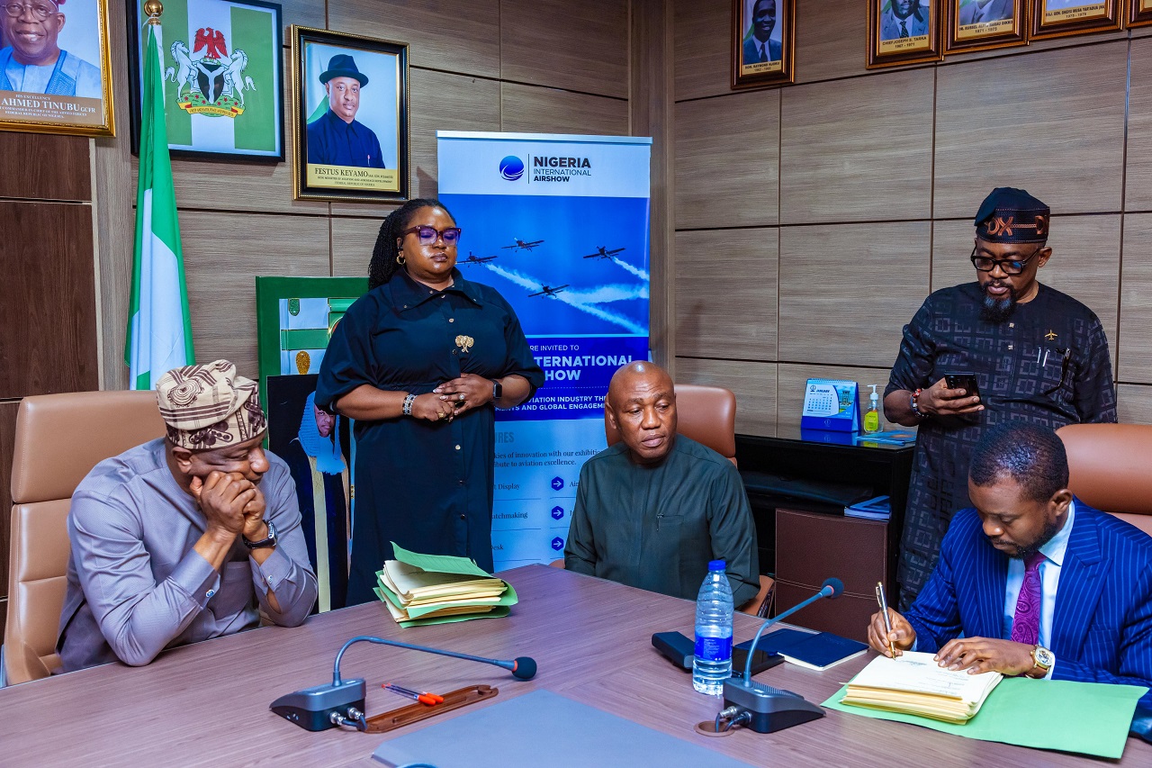 Nigerian Govt signs Enugu Airport concession