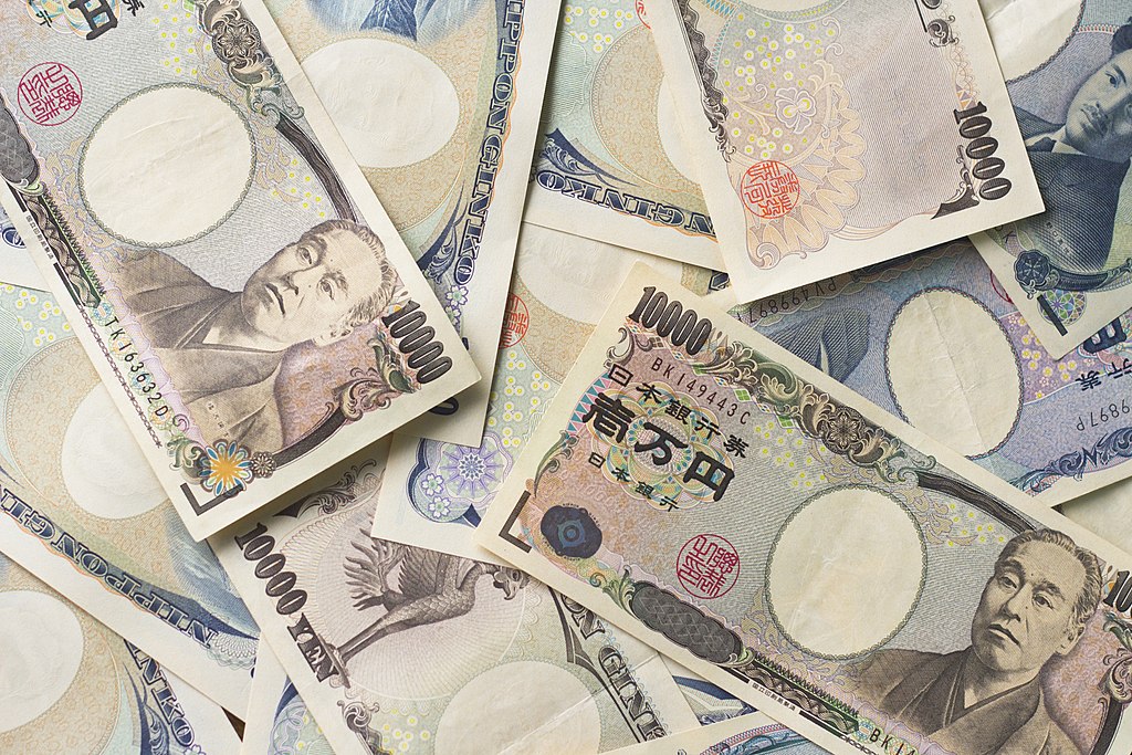 Yen Nears 160 Per Dollar as Japan Signals Readiness for Currency Intervention