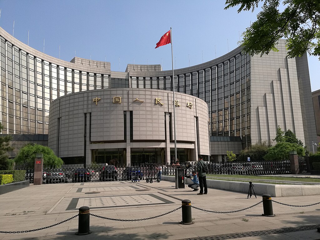 PBOC Scraps Forex Risk Reserve as Yuan Rally Pressures Chinese Exporters