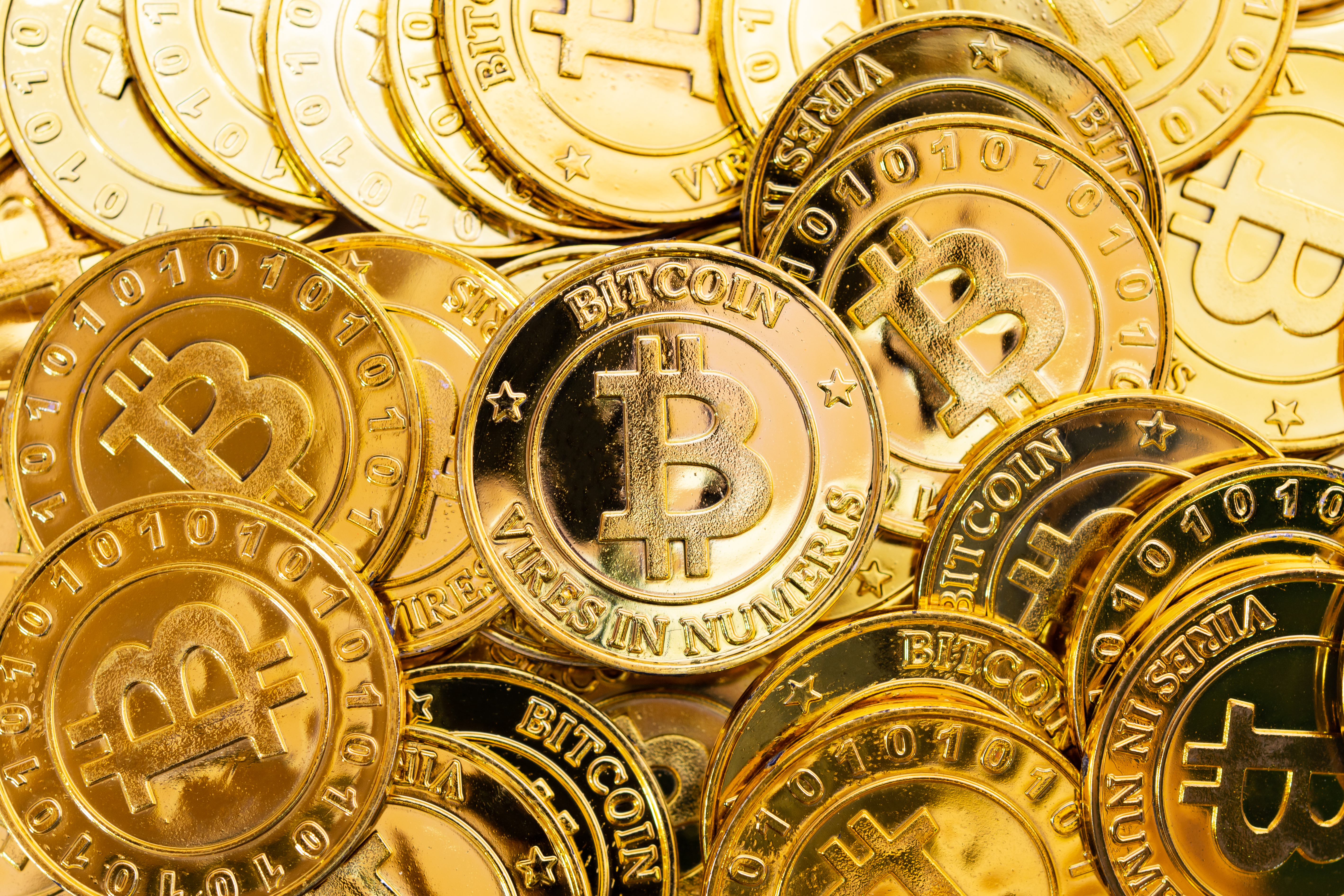 What's the Better Buy to Save for Retirement: Bitcoin vs. Gold