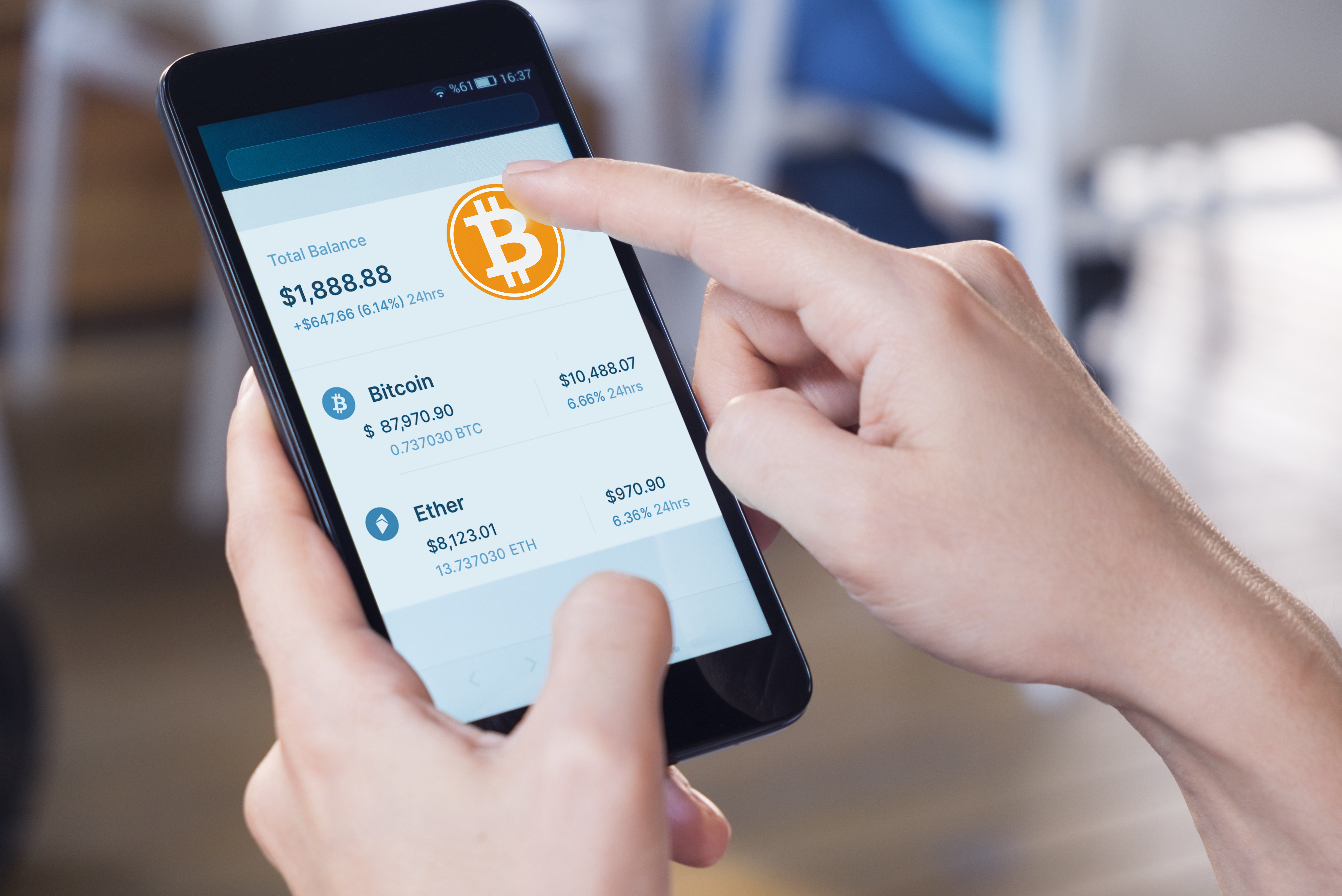 ننسى صناديق الاستثمار المتداولة بيتكوين. هذه هي الطريقة التي أصبحت بها العملات المشفرة سائدة حقًا