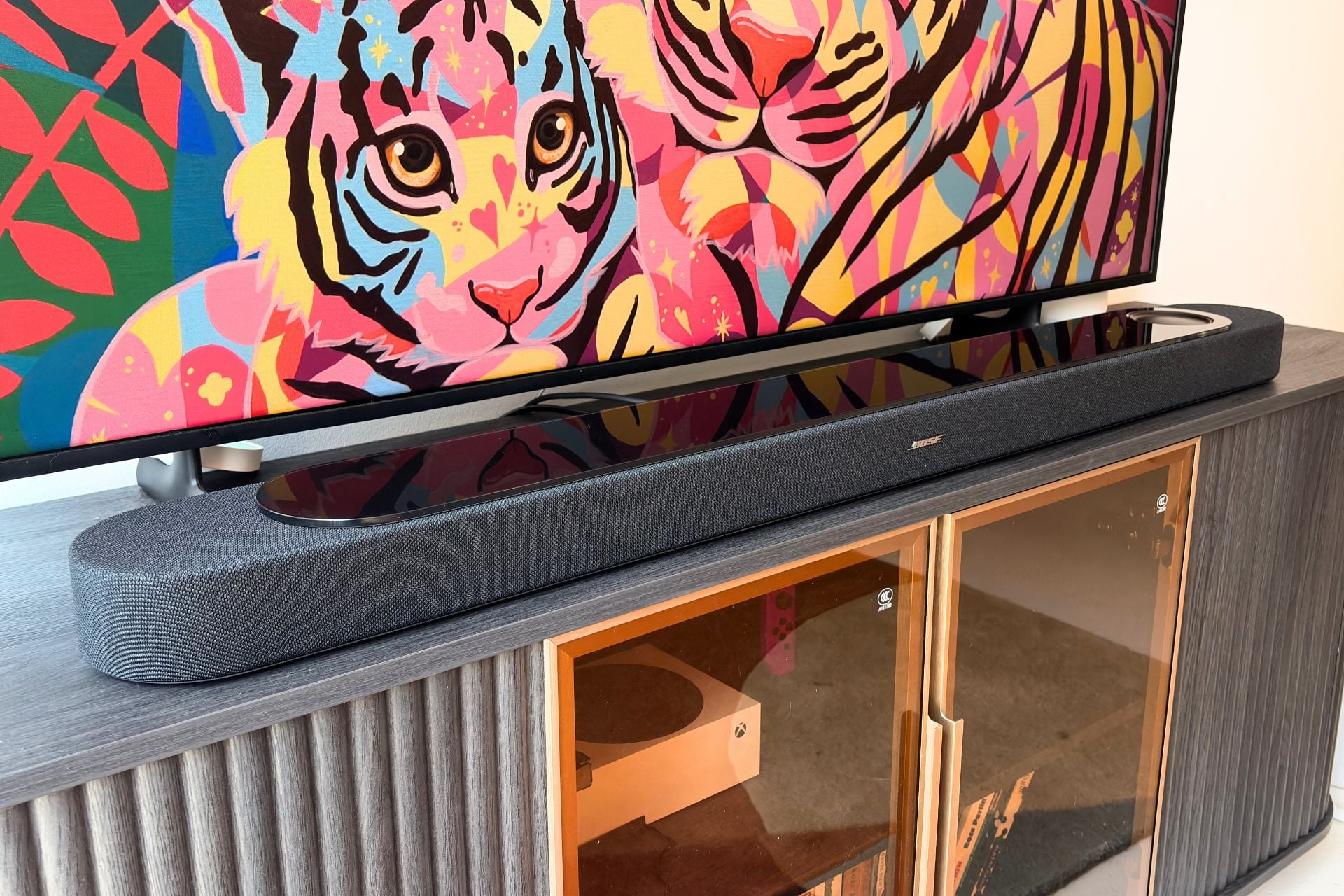 Revisión de la barra de sonido Bose Lifestyle Ultra: una puñalada bulliciosa para dominar el cine en casa