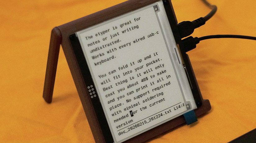 La baraja de escritura barata evita las distracciones