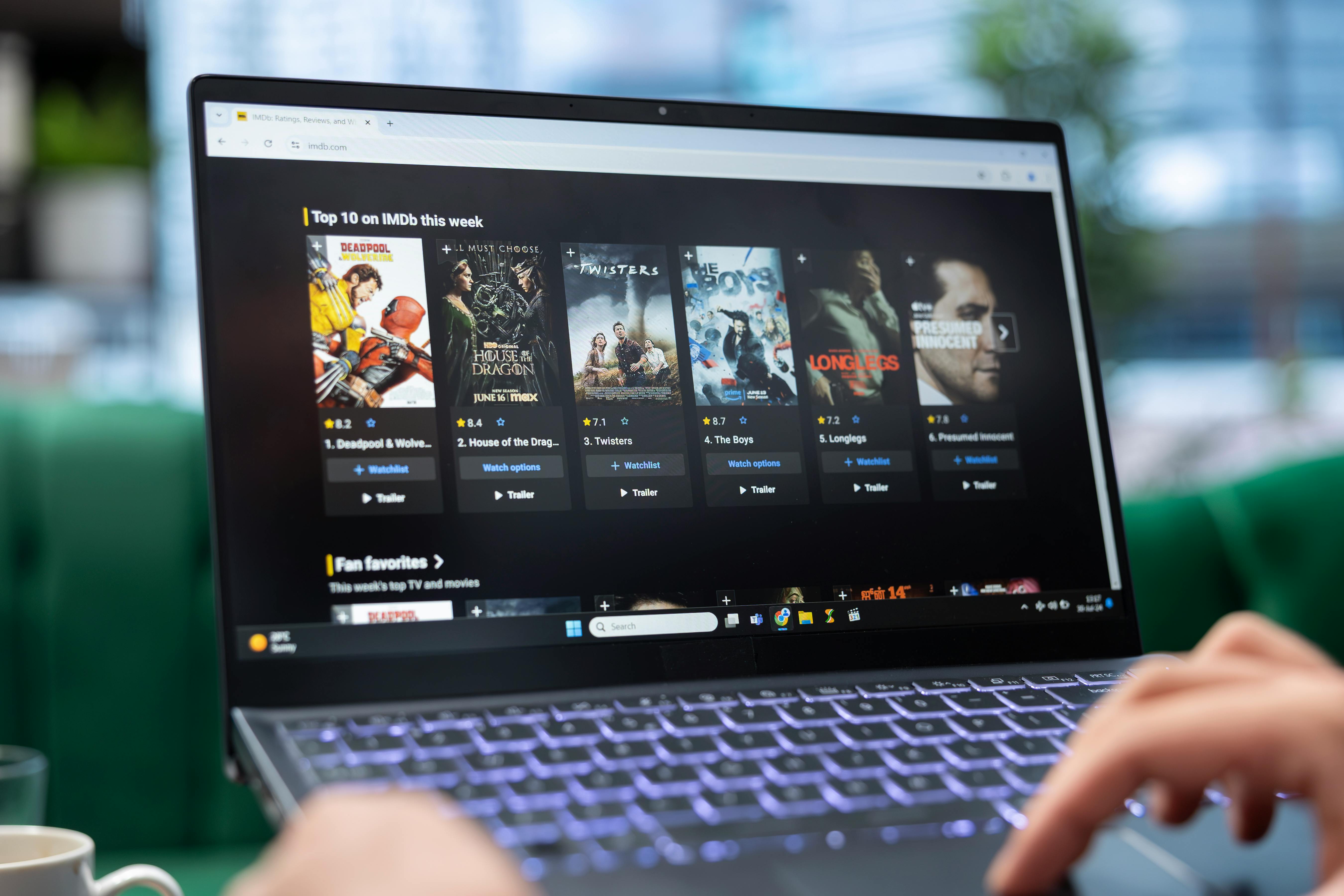 Cómo iniciar un negocio de transmisión de video y monetizarlo