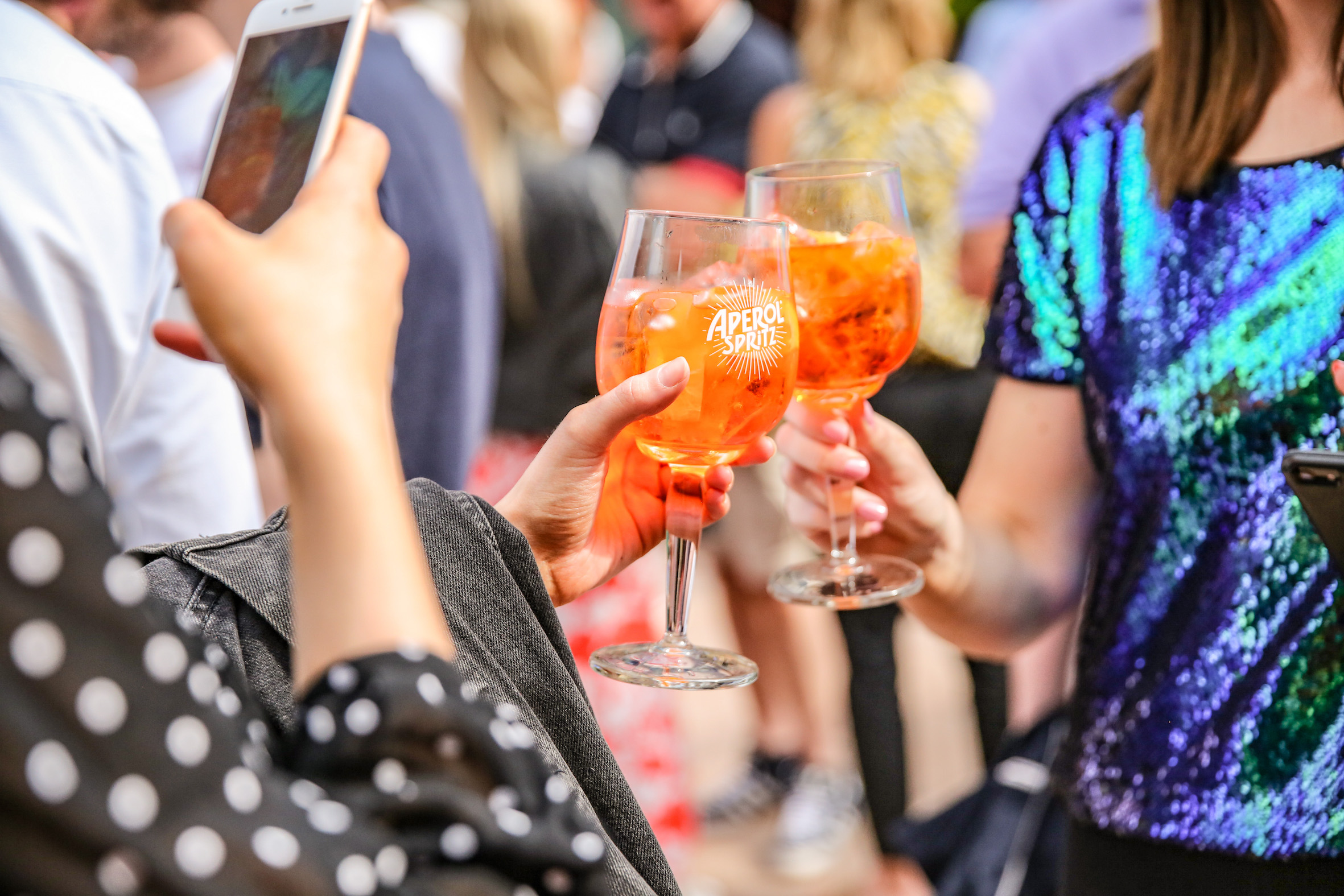 Campari registra crecimiento en el primer trimestre, aunque por debajo de las expectativas del mercado
