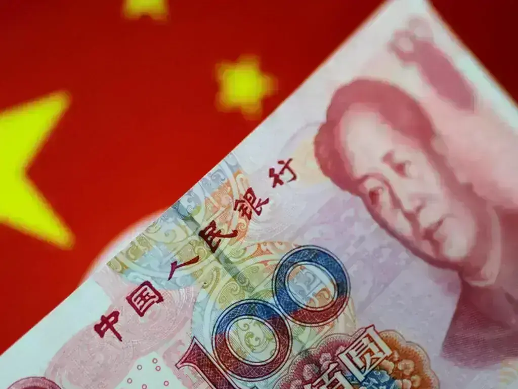 Yuan flirts with 2-1/2-year highs as China’s forex reserves expand
