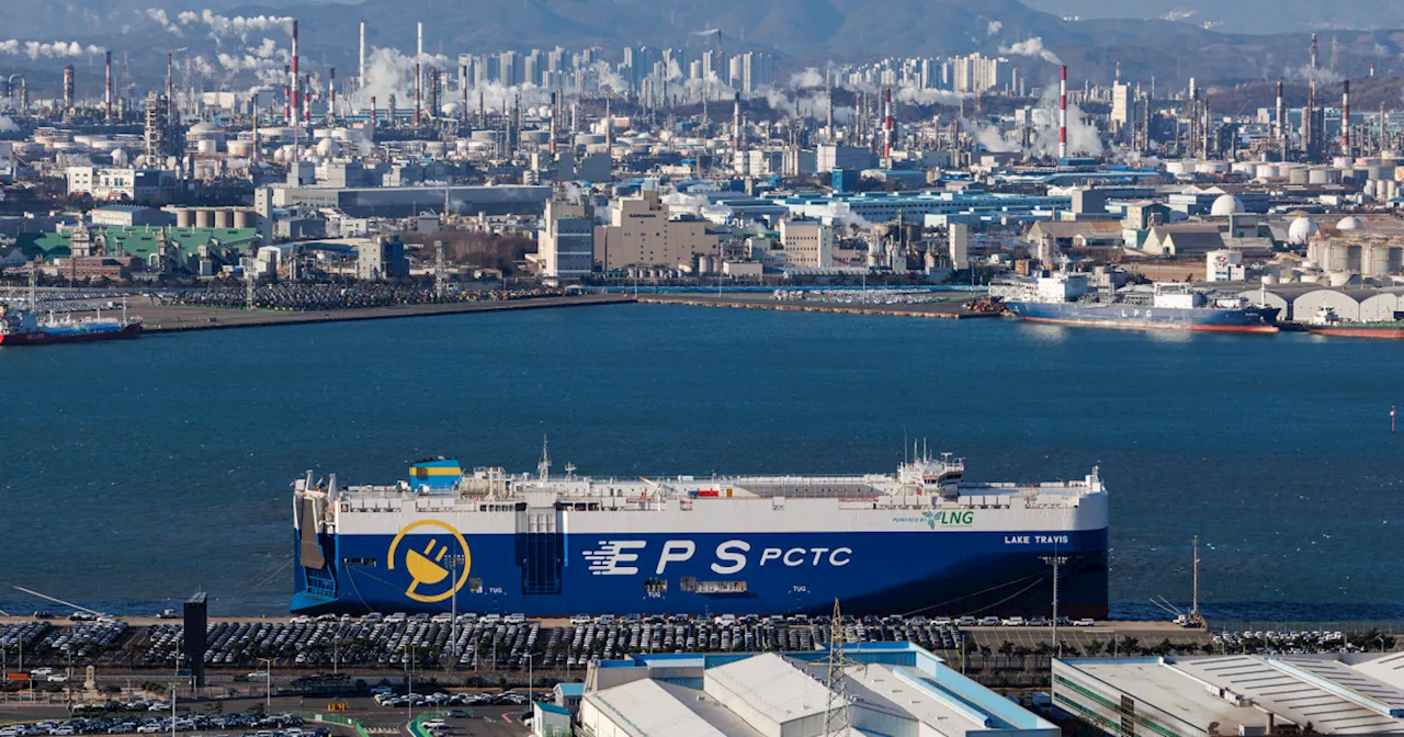 ترامب يعلن رفع الرسوم الجمركية على البضائع الكورية الجنوبية إلى 25%