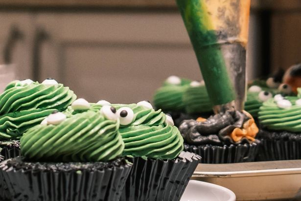 Baker defends price of £650 cake after shopper claimed they could 'buy it in Tesco'