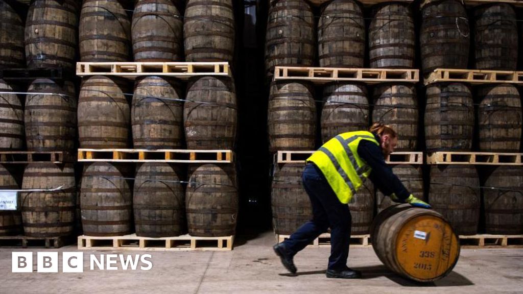 Chinese whisky tariff cut to come into force on Monday