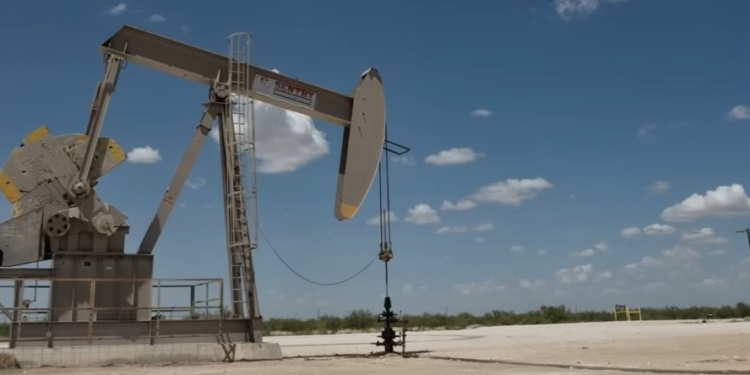 La economía estadounidense podría estar en una situación desesperada tras el cierre de Ormuz