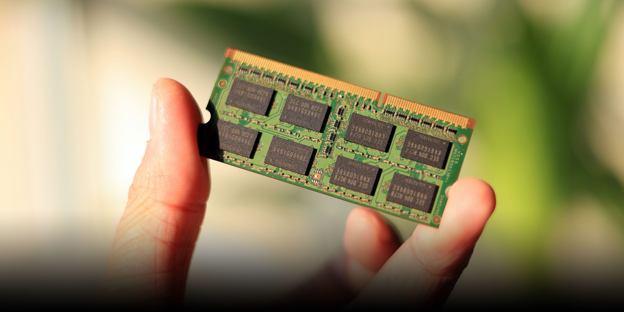 "أفضل من الذهب": تجار الصين يحققون مكاسب كبيرة مع ارتفاع أسعار رقائق الذاكرة"