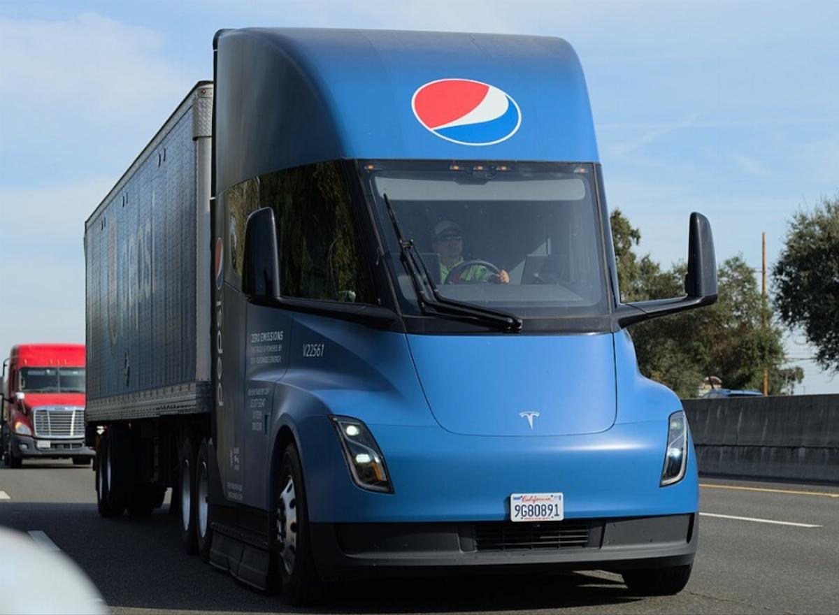 ما مدى ذكاء الشاحنات شبه التي تعمل بالبطارية؟ - المدونات