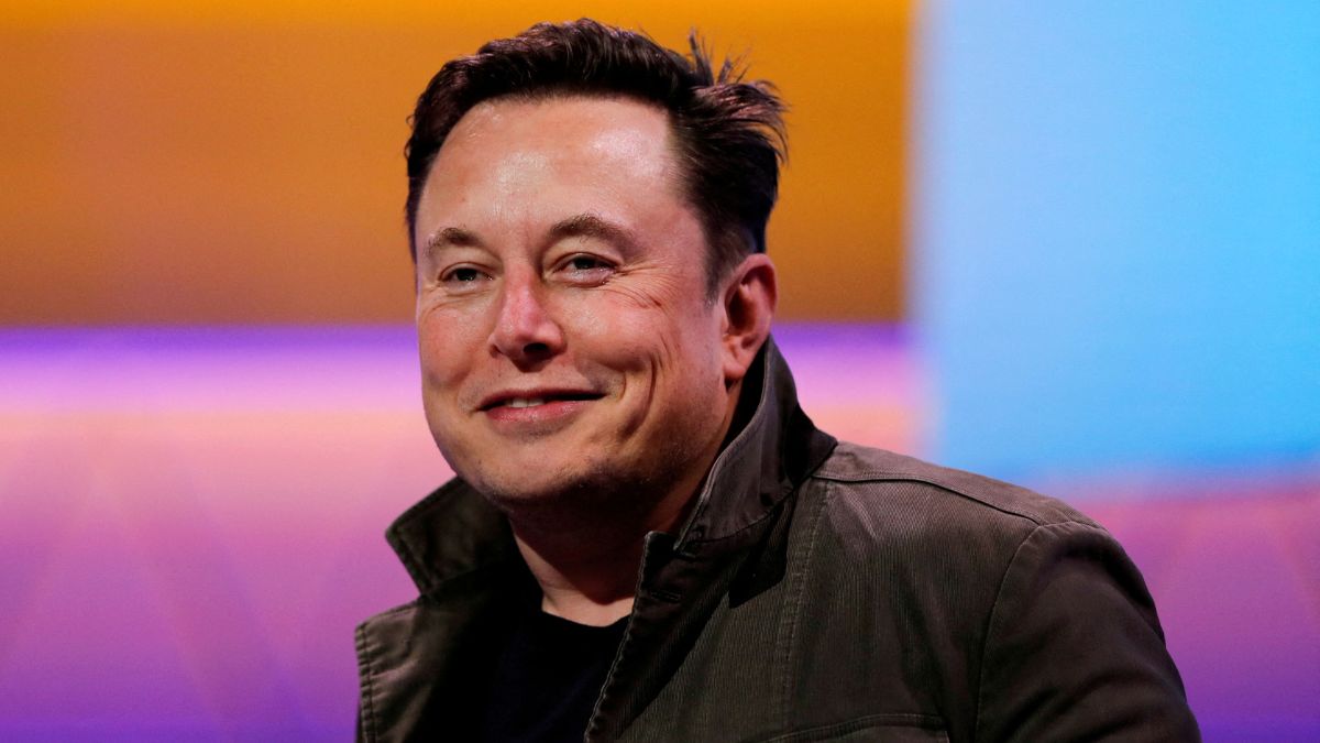 ‘Smart humans figure it out fast’: Elon Musk hiring engineers for ‘SpaceXAI’, says no prior AI experience needed