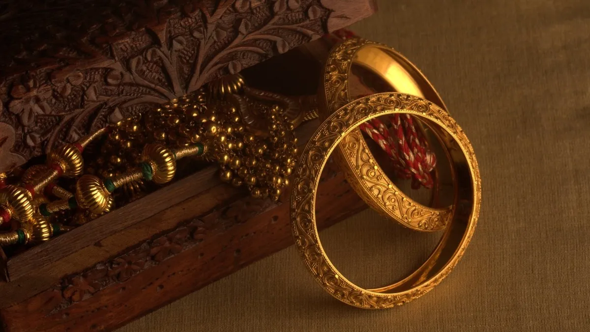 Bengaluru Gold Rate Today Shines Bright! 24K Jumps Close To Rs 1.6 Lakh/10 Gram, Silver Shines Too