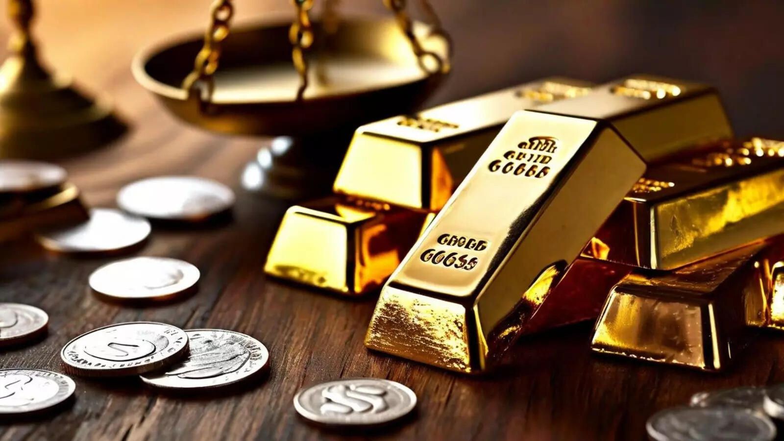 انخفضت أسعار الفضة بمقدار 5500 روبية للكيلوجرام، وانخفض الذهب بمقدار 1800 روبية لكل 10 جم مع الهجمات الإسرائيلية، مما أدى إلى ارتفاع أسعار النفط الخام مما أدى إلى حالة من الذعر. هل يجب أن تبيع؟