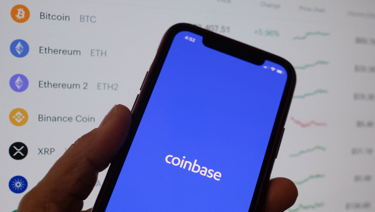 Coinbase says some customers were ‘unable to buy, sell, transfer’ amid brief Thursday disruption