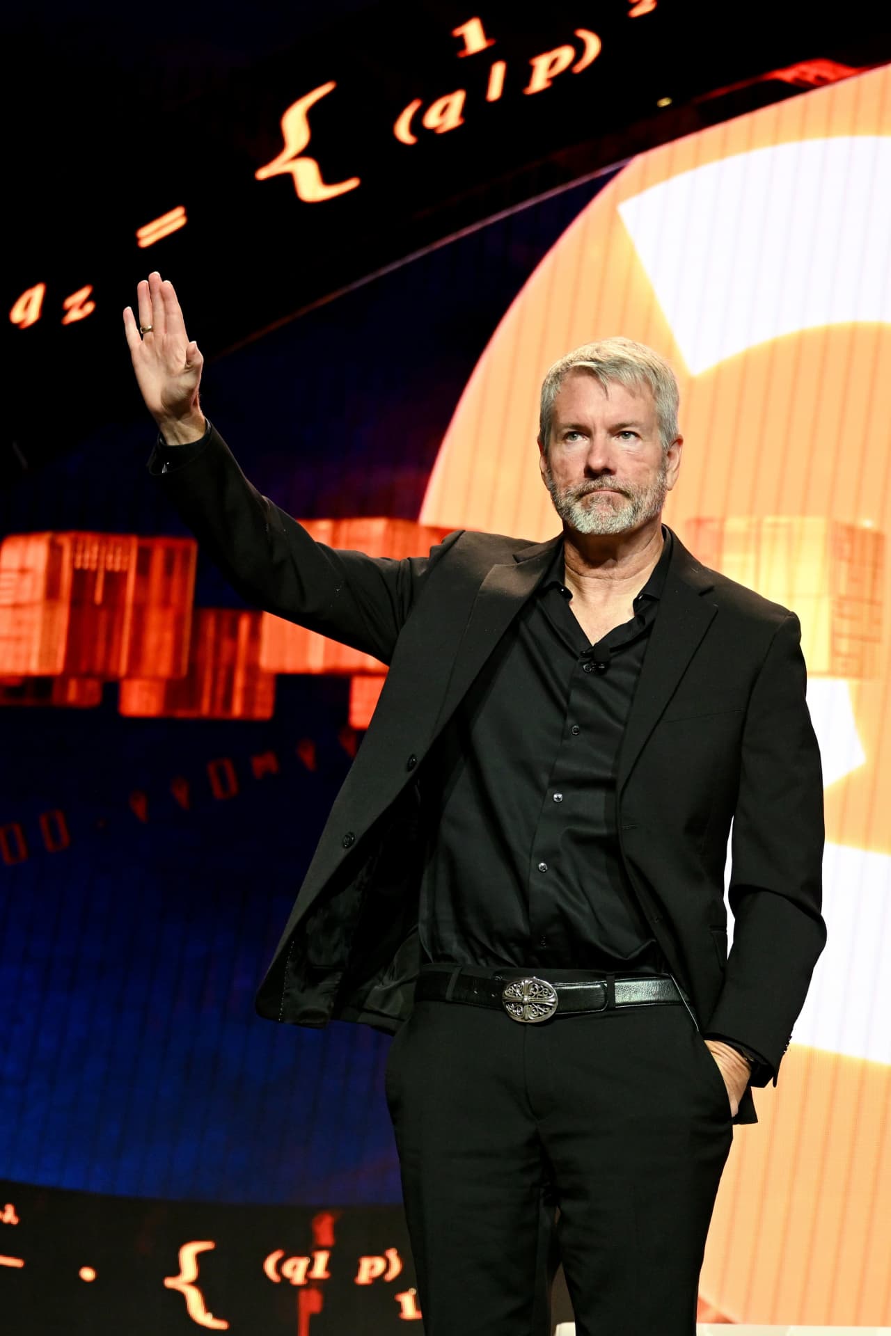 استراتيجية مايكل سايلور تشهد تداول حيازات بيتكوين بأقل من سعر الشراء.