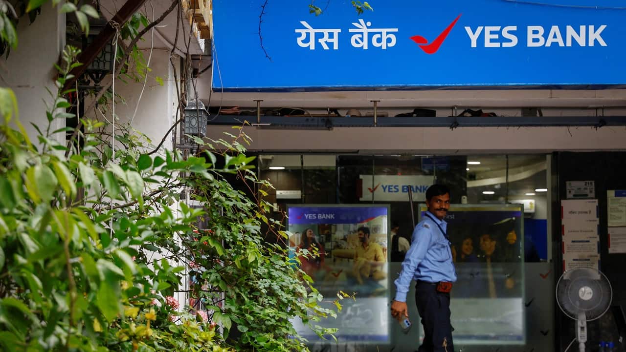 Yes Bank shares rise today as Bank Nifty rebalancing inflows kick in; forex card issue in focus