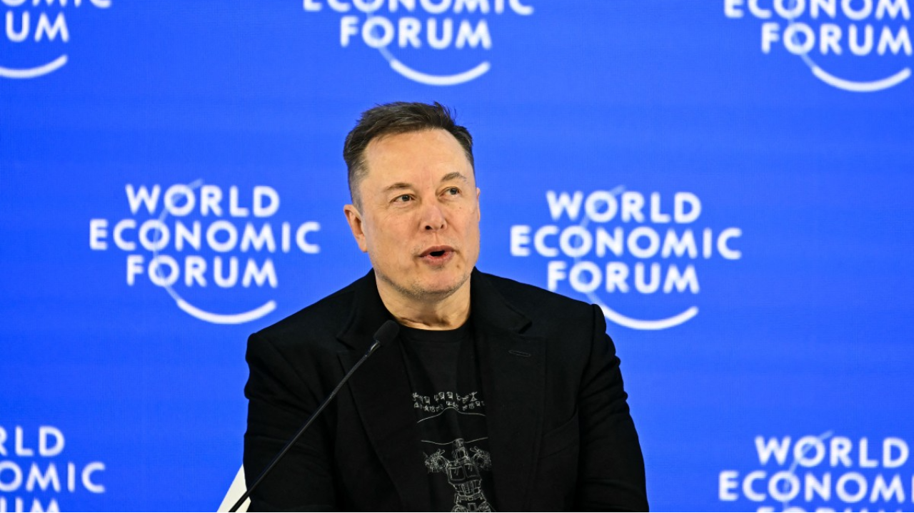 تيسلا تخطط لإنفاق 20 مليار دولار لدعم مستقبل الذكاء الاصطناعي الذي يطمح إليه إيلون ماسك